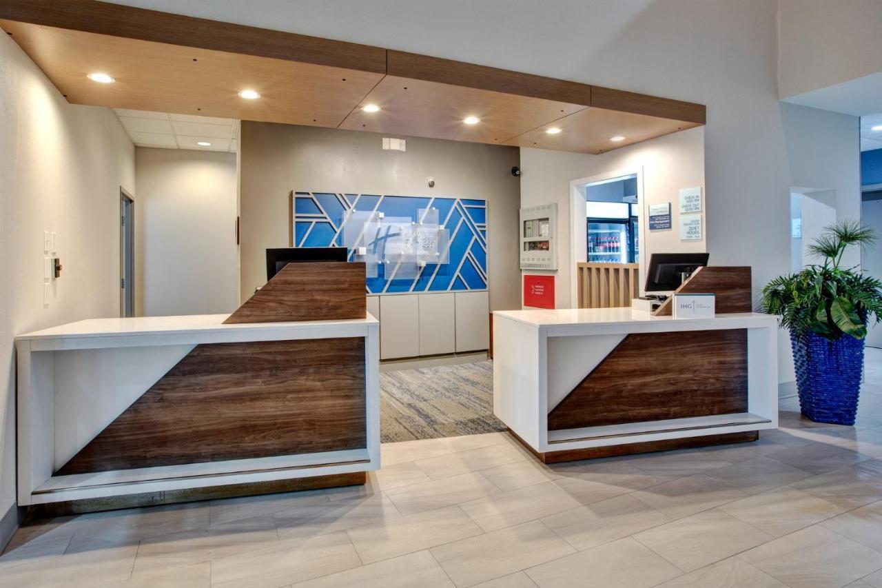 Holiday Inn Express Hotel & Suites Dover By Ihg Zewnętrze zdjęcie