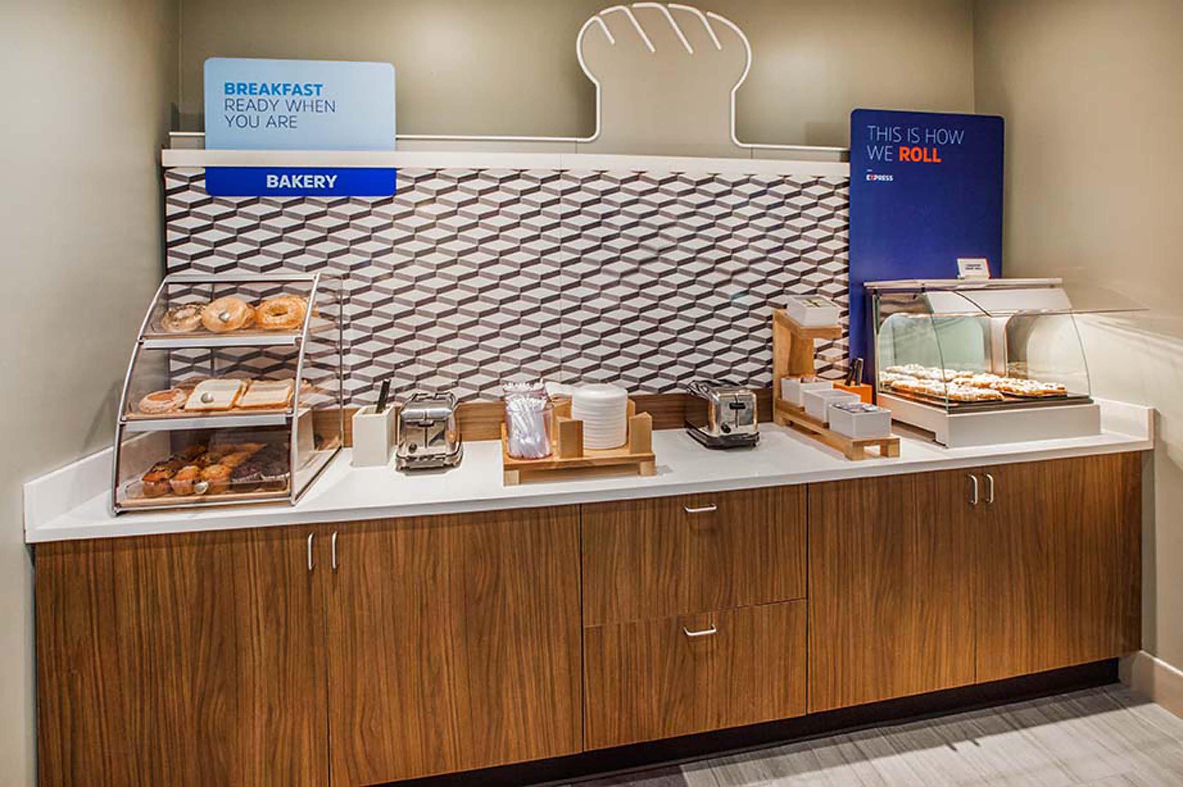 Holiday Inn Express Hotel & Suites Dover By Ihg Zewnętrze zdjęcie